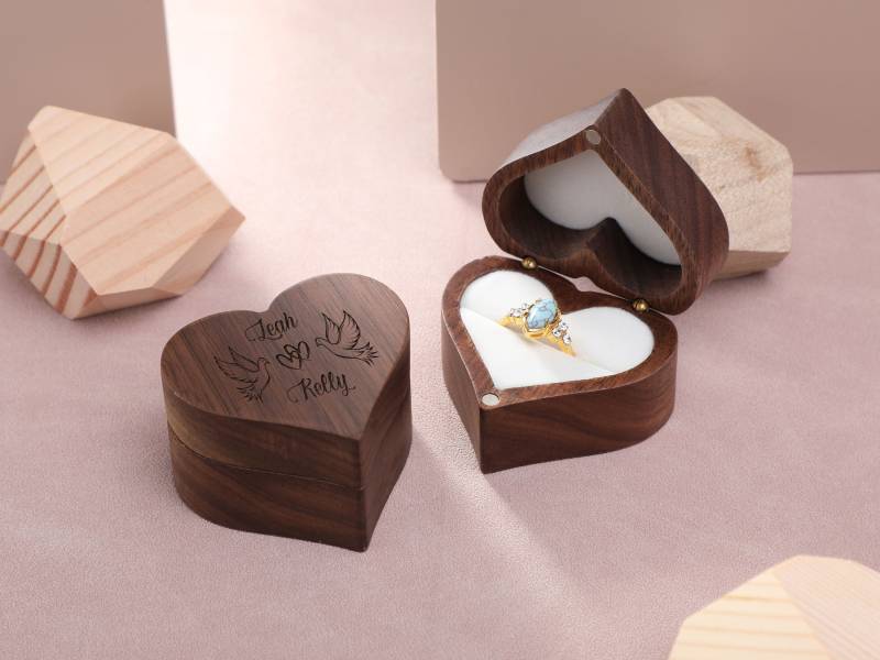 Customize Wedding Ring Box, Heart Shape Personalized Custom Box Wood Engagement Anniversary Gift, Christmas Gifts von HeinzDesignWork