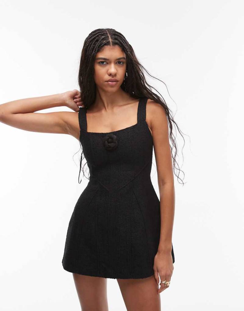 Heiress Beverly Hills - A-Linien-Minikleid aus Bouclé in Schwarz mit eckigem Ausschnitt von Heiress Beverly Hills