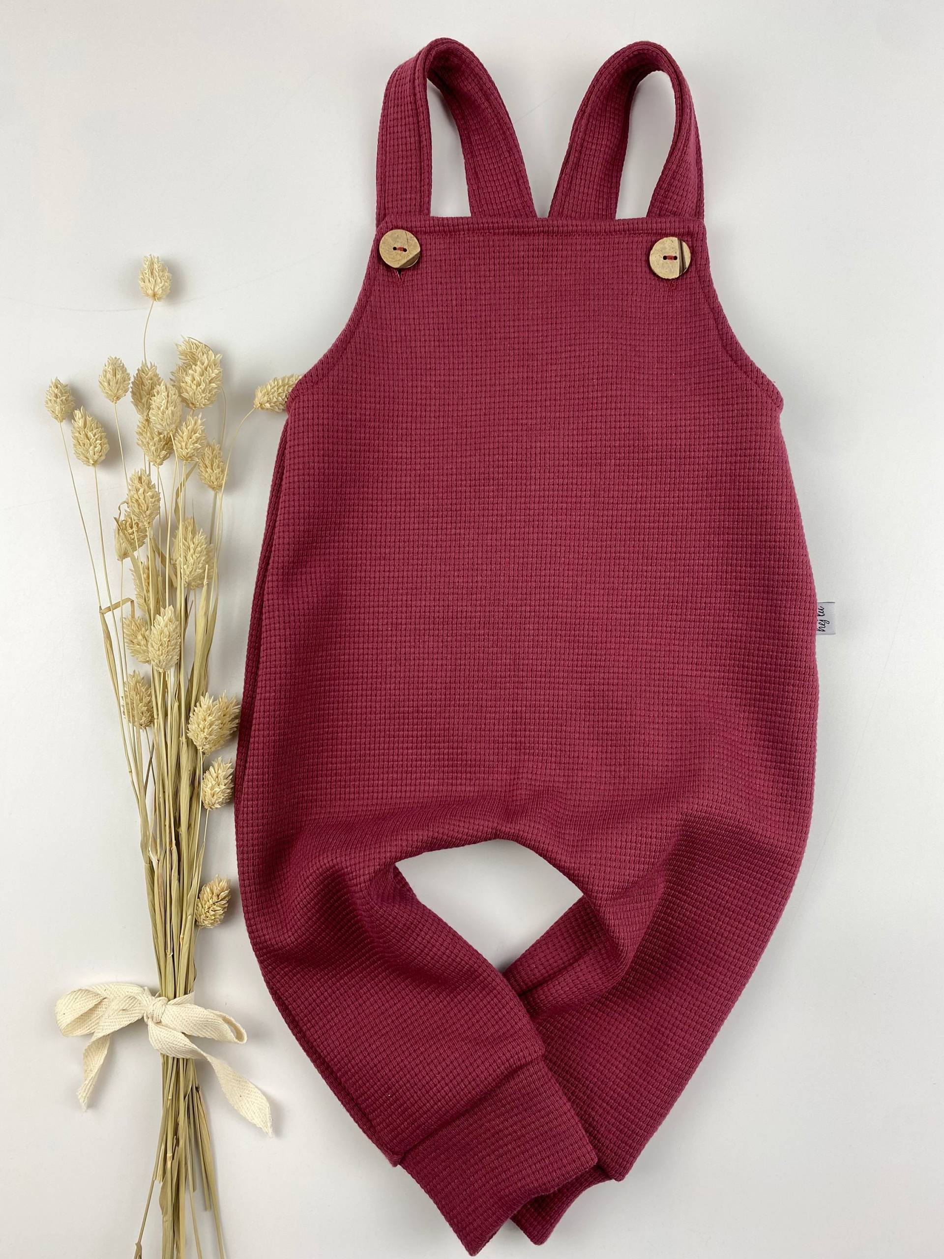 strampler Latzhose Mitwachsend Baby Aus Waffeljersey von HejLu