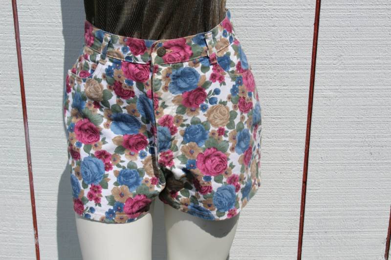 Floral Damen Shorts Größe M/L von HekateVintage