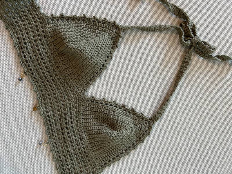 Individuelle Häkeltops Zum Binden Individuelle Häkeltops Zum Binden von Helderhaft