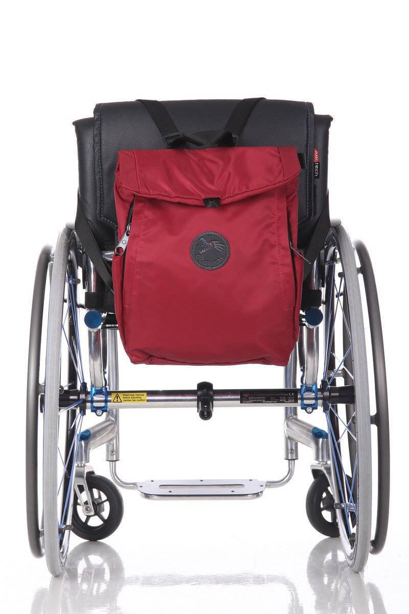 Rollstuhl Dunkel Rot Rucksack Angepasst Sichere Tasche Zwei-In-Eins Zubehör Für Menschen Mit Behinderungen Einfach Access Handicap Einfache von HelenBudniatsky