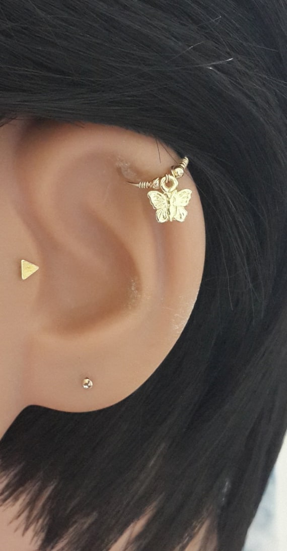 Gold Schmetterling Knorpel Ohrring 14K Filled Helix Hoop Gold Schmetterling Knorpel Ohrring 14K Filled Helix Hoop von HelenCollectionJewel