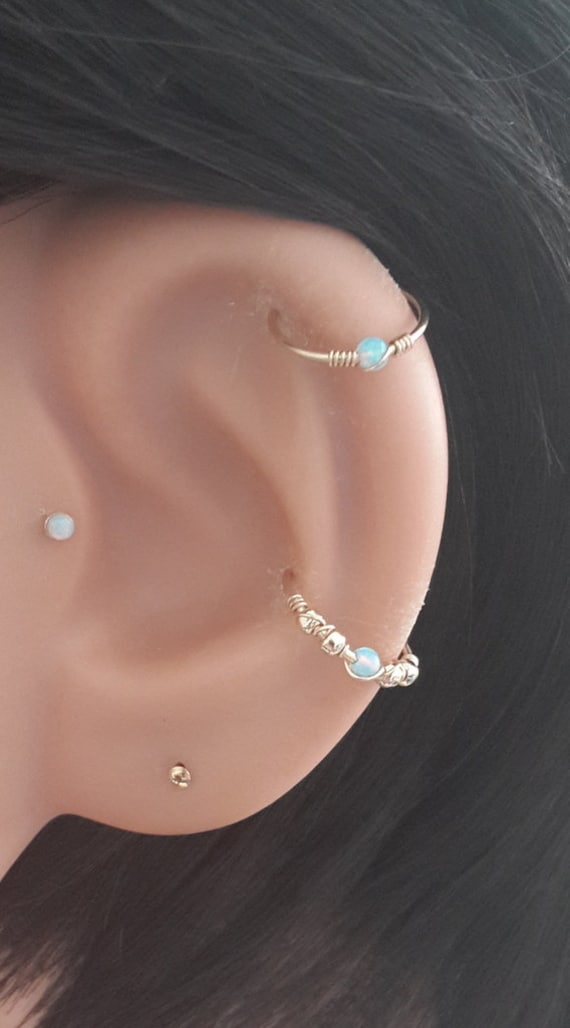 Hell-Blauer Opal 2 Mm Helixohrring Gold-Gefüllter Knorpelreifen, Schmuck Geschenk Hell-Blauer Opal 2 Mm Helixohrring Gold-Gefüllter Knorpelreifen, Schmuck Geschenk von HelenCollectionJewel