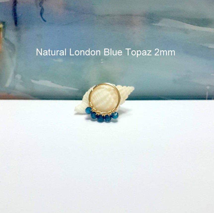 London Blue Topaz 5-Perlen Helix Ring Gold Knorpel Piercing, Geburtsstein-Geschenke Für Dezember London Blue Topaz 5-Perlen Helix Ring Gold Knorpel Piercing, Geburtsstein-Geschenke Für Dezember von HelenCollectionJewel