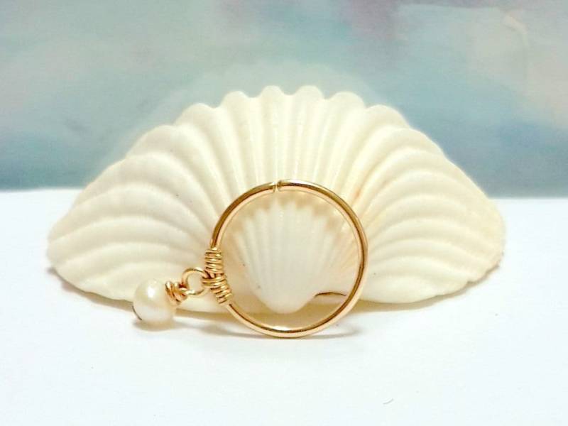 Perle Knorpel Ohrring Sterling Silber Helix Ohrring, Juni Geburtsstein Perle Knorpel Ohrring Sterling Silber Helix Ohrring, Juni Geburtsstein von HelenCollectionJewel