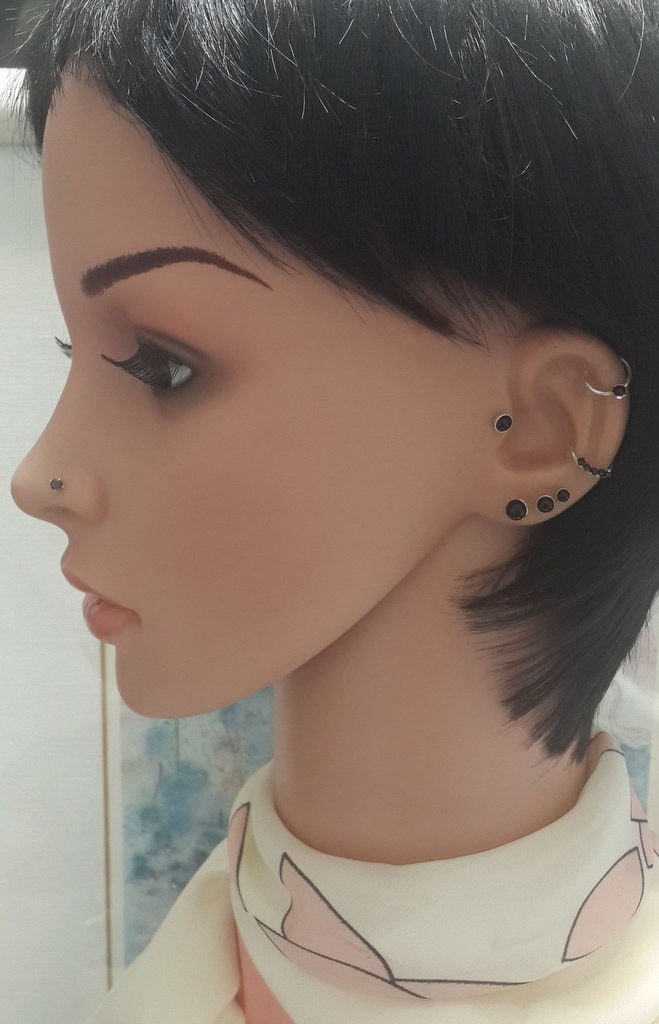 Schwarzer Onyx Ohrstecker 14K Gold Filled Oder Sterling Silber, 3-5 Mm von HelenCollectionJewel