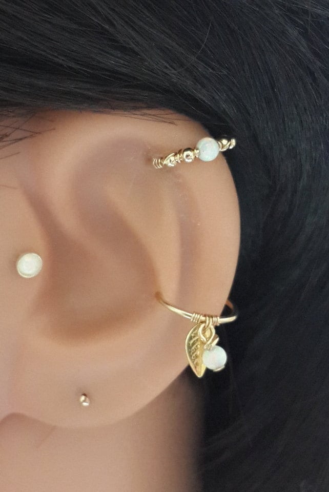 Gold Filled Weißer Opal Knorpel Hoop Ohrring Helix Piercing Schmuck, Super Geschenk Gold Filled Weißer Opal Knorpel Hoop Ohrring Helix Piercing Schmuck, Super Geschenk von HelenCollectionJewel