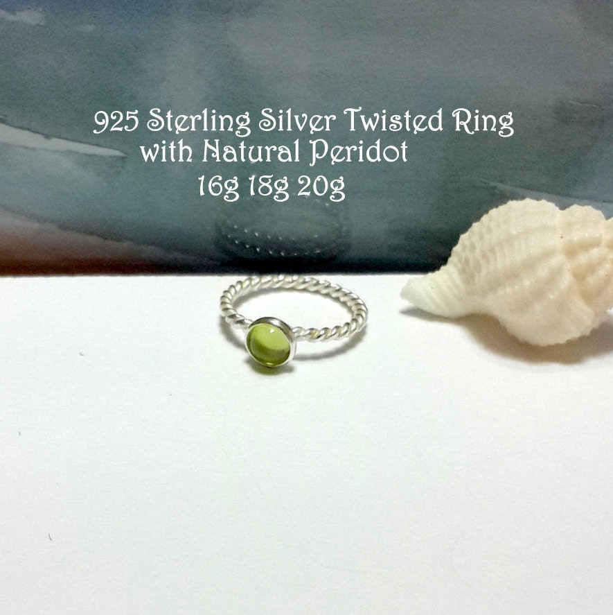 sterling Silber Twisted Hoop Ohrring Naturstein Helix, Tragus, Daith, Feiertagsgeschenk von HelenCollectionJewel