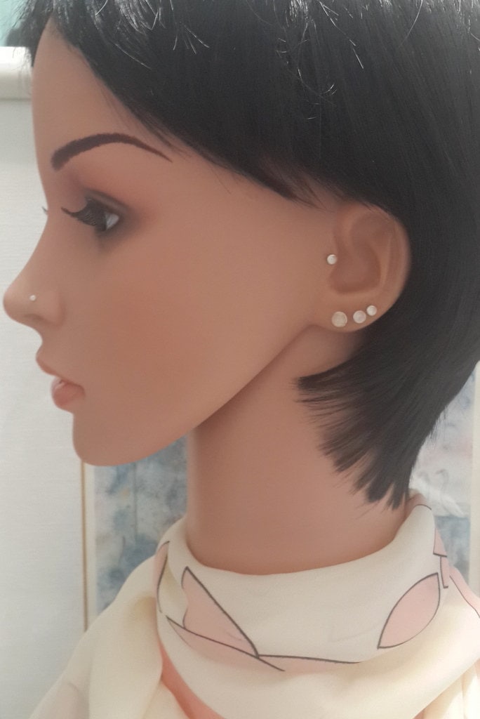 Mondstein Ohrstecker 14K Gold Filled Oder Sterling Silber | 3-5 Mm, Cyber Sales von HelenJewelryK