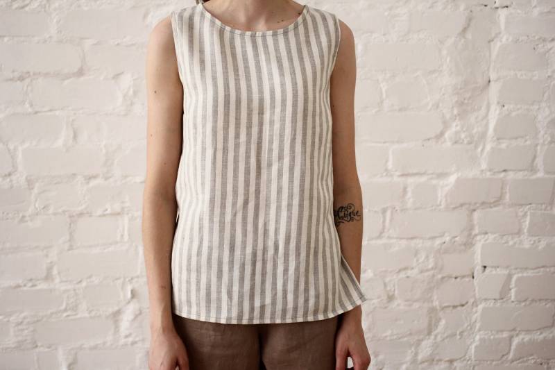 Gestreifte Leinen Tank Top Frauen. Lose Oben Plus Größe. Lässige Bettwäsche Kleiderschrank. Damen Natürliche Unterwäsche - 20+ Farben von HelensWear