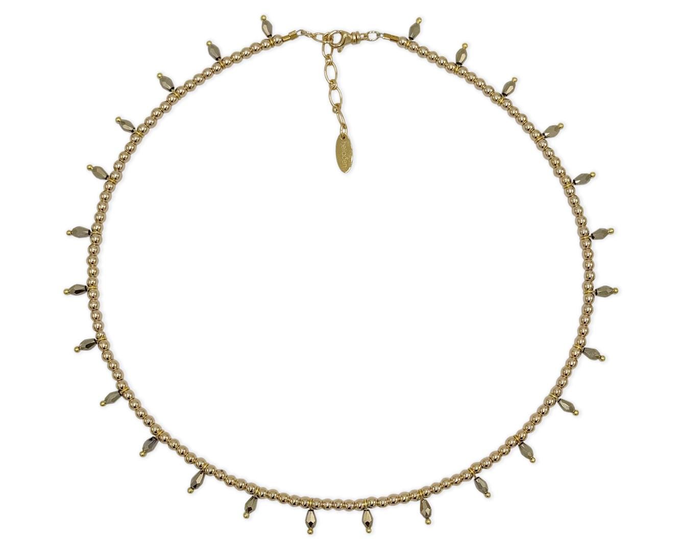 Vergoldetes 925 Silber Collier Mit Glasperlen Und Hämatiten Vergoldetes 925 Silber Collier Mit Glasperlen Und Hämatiten von HeliadenJewellery