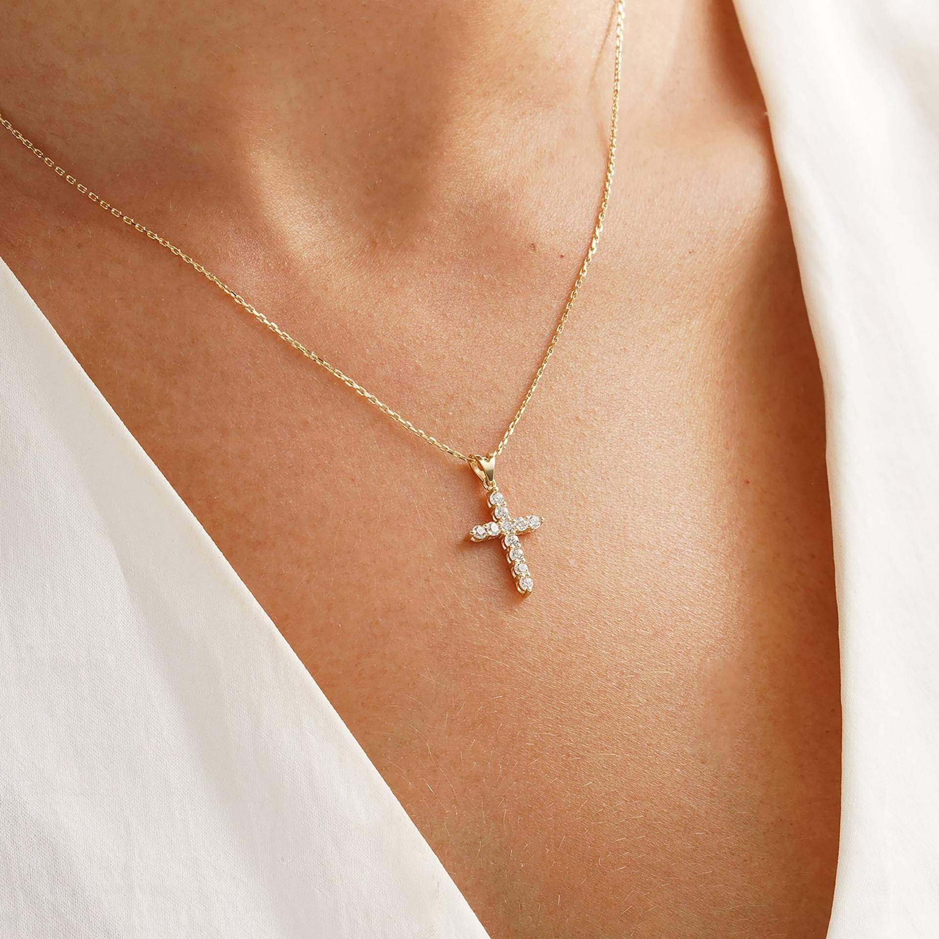 14K Gold Kreuz Halskette, 18K Cz Diamant Kreuz, Religiöse Goldkette, Christlicher Anhänger, Zierlicher Schmuck, Weihnachtsgeschenk von HeliosGoldJewelry