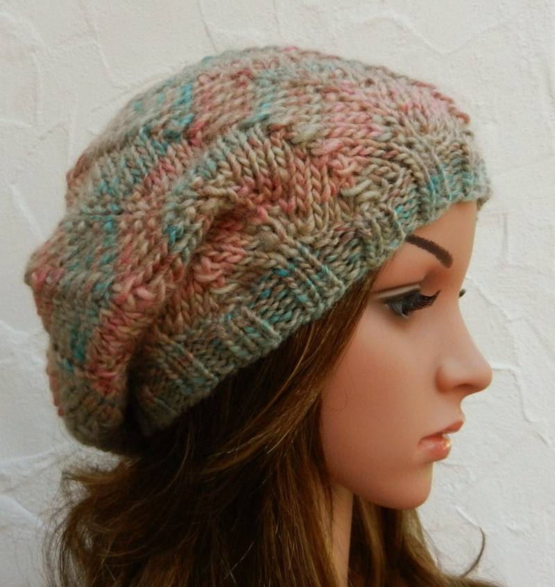 Beanie, Farbverlaufsgarn, Wolle Mix von Helleis