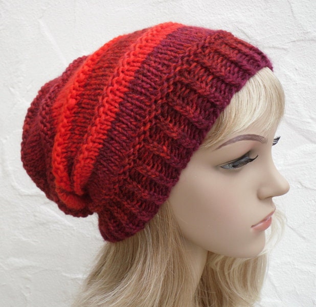 Beanie, Rot, Weinrot, Schurwolle Mix - Weich von Helleis