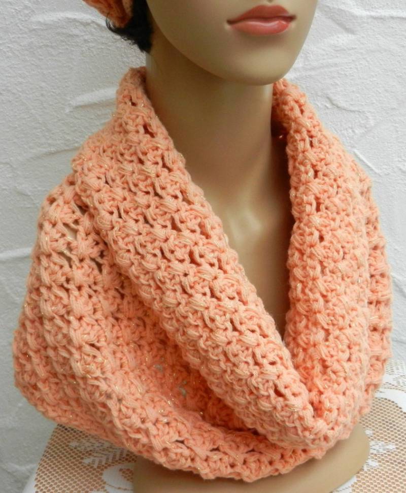 Tube Schal, Apricot, Polyacryl Mit Lurex von Helleis