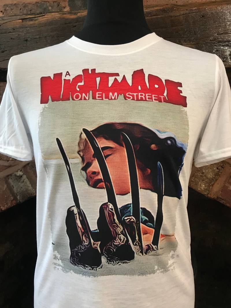 A Nightmare On Elm Street - Weißes T-Shirt. Nancy Thomspon. Heide Langenkamp. Freddy Krueger. Herren & Damen Alle Größen von Hellmouth