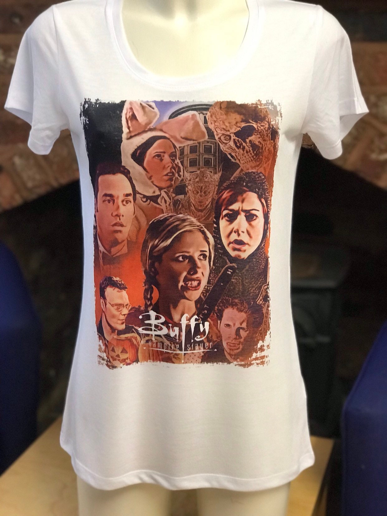 Buffy The Vampire Slayer - Staffel 4, Die Angst Selbst. Weißes T-Shirt Herren & Damen Alle Größen. Giles, Anya, Willow, Xander, Oz. Halloweens von Hellmouth