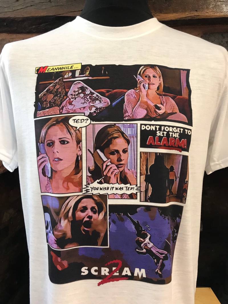 Screme 2 - Weißes T-Shirt. Cici, Sarah Michelle Gellar. Herren & Damen Alle Größen. Comic von Hellmouth