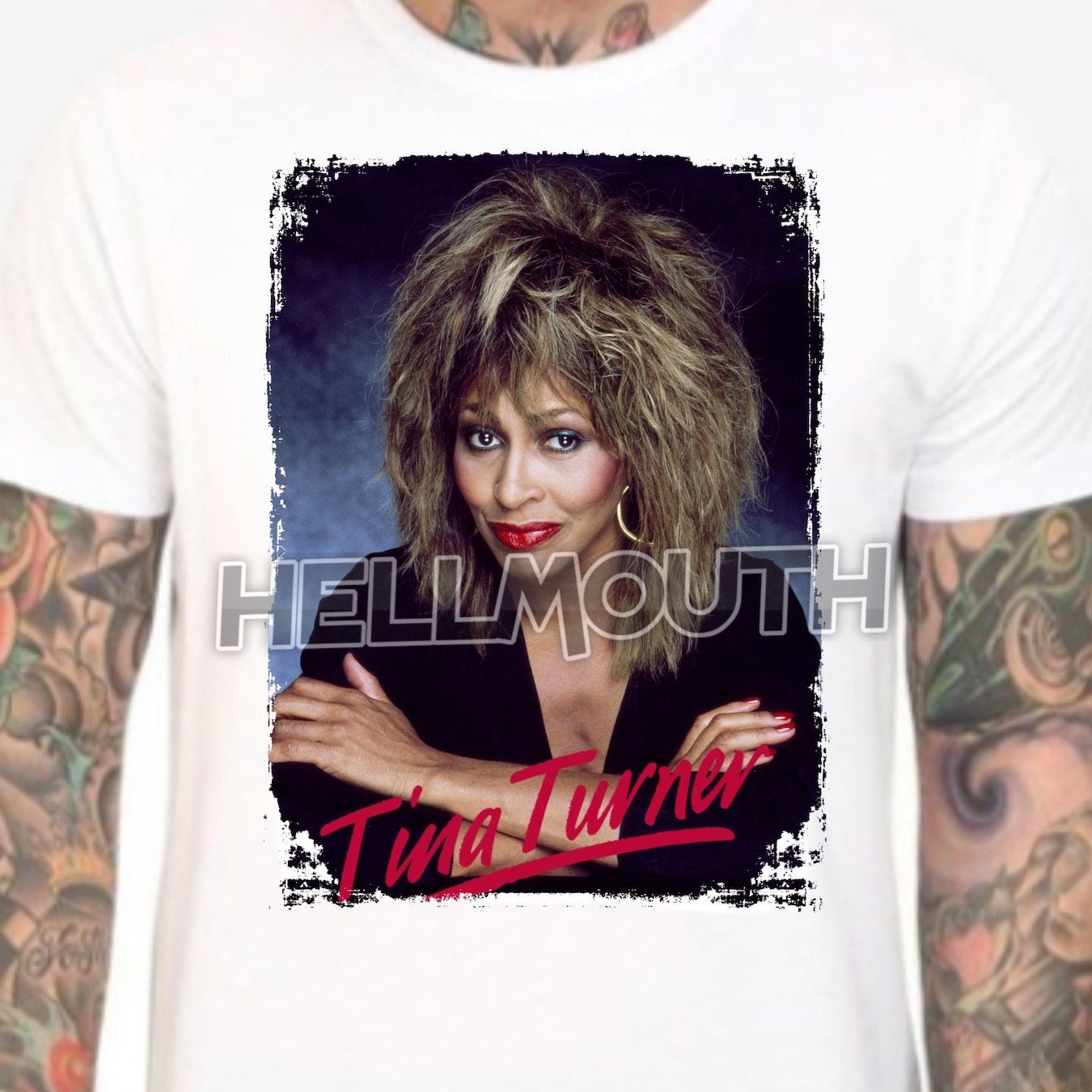 Tina Turner T Shirt - Weiß. Retro 80Er Jahre Herren & Damen Alle Größen. Musik-Reise von Hellmouth