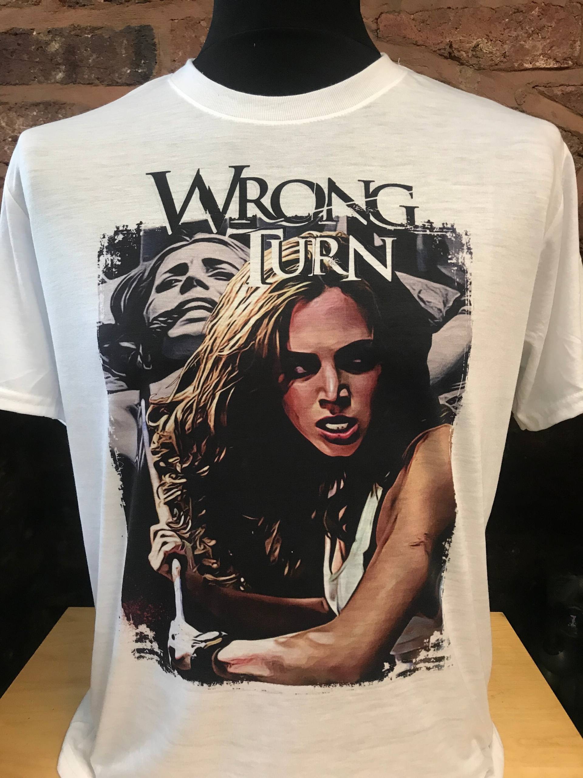 Wrong Turn - Weißes T-Shirt. Jessie, Eliza Dushku. Grauen. Herren & Damen Alle Größen von Hellmouth