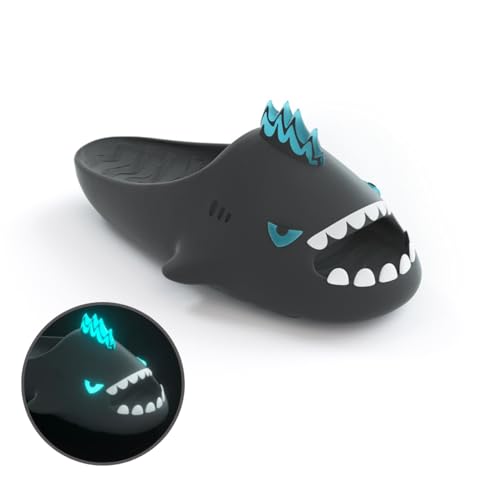 Hello Slippers Sharkicks Pro Shark Slides Sandalen, superweiches, umweltfreundliches EVA-Material, Wolkenschuhe für Damen und Herren, drinnen und draußen, Black Nuclear Kaiju, 12-13 Big Kid von Hello Slippers