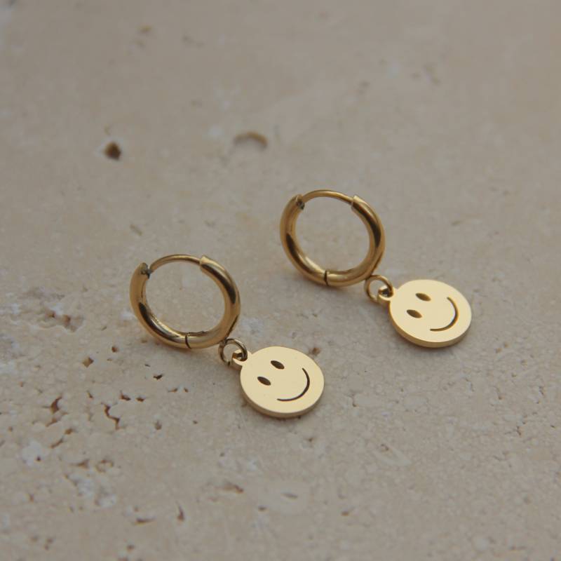 Ohrringe I Smile Anhänger Creolen Happy Edelstahl Waterproof von HelloBabyAtelier