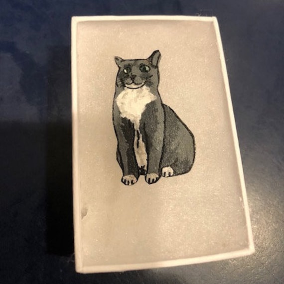 Personalisierte Katze Pin Personalisierte Katze Pin von HelloLarryDesigns