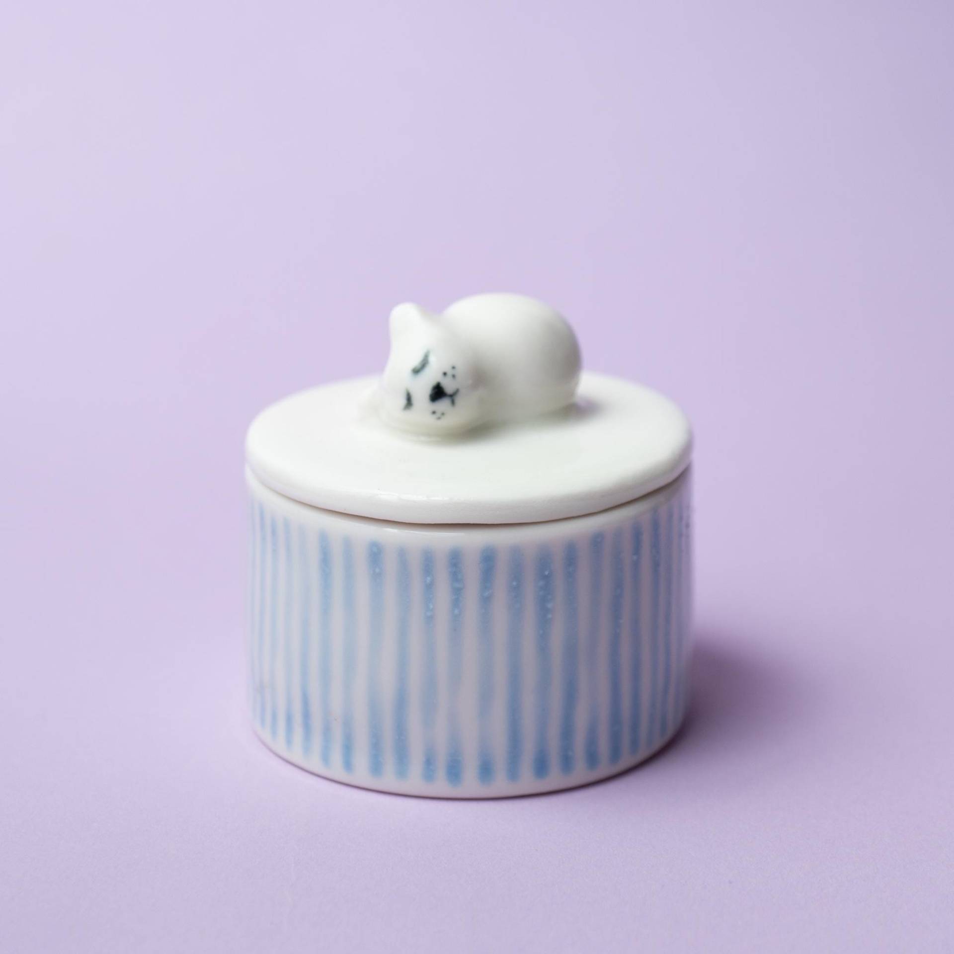 Handgefertigte Keramik Fuchs Katze Trinket Box Porzellan Schmuckschatulle von HelloMumiku