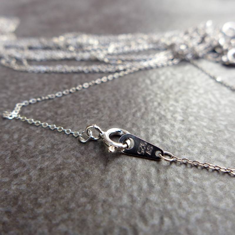 10 Stück, 16 ", 18 925 Sterling Silber 1, 2 Mm Flachkabel Kettenhalskette, Dünne Kette, Großhandelspreis, Original Rhodiniert 10 Stück, 16 ", 18 925 Sterling Silber 1, 2 Mm Flachkabel Kettenhalskette, Dünne Kette, Großhandelspreis, Original Rhodiniert von HelloMyJewelry