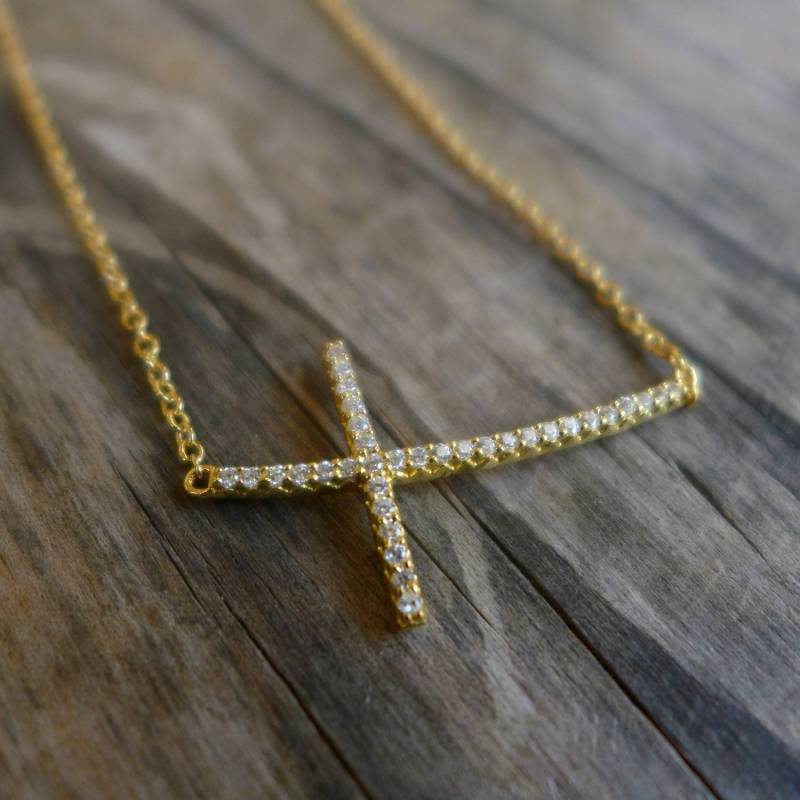 16 ", Sideway Cross, Vergoldetes 925 Sterling Silber, Kubikzircon Halskette 16 ", Sideway Cross, Vergoldetes 925 Sterling Silber, Kubikzircon Halskette von HelloMyJewelry