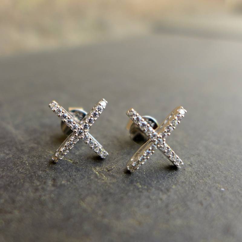 x Oder Plus Buchstabe Zirkonia Ohrstecker, 925 Sterling Silber, Täglicher Ohrring x Oder Plus Buchstabe Zirkonia Ohrstecker, 925 Sterling Silber, Täglicher Ohrring von HelloMyJewelry