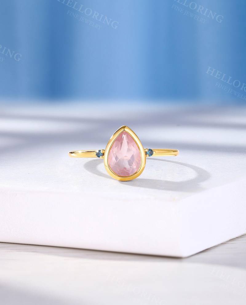 Vintage Rosenquarz Verlobungsring Art-Deco-Ring Roségoldring Ehering Birnenförmiger Ring Unikatring Brautring Jubiläumsring von HelloRing