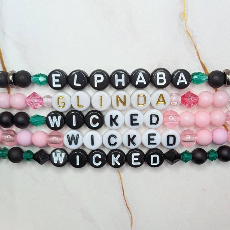 Wicked Inspired Bracelets - Glinda & Elphaba von HelluvaCraftDE