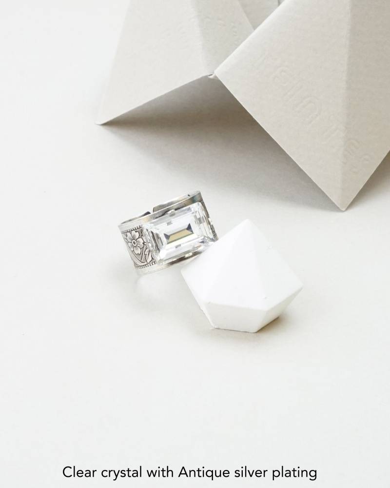 Silber Bandringe Für Frauen, Klare Ring, Smaragdschliff Dicker Statement-Ring, Kristallring, Klobiger Breite Bandring Frauen von HelyDesigns