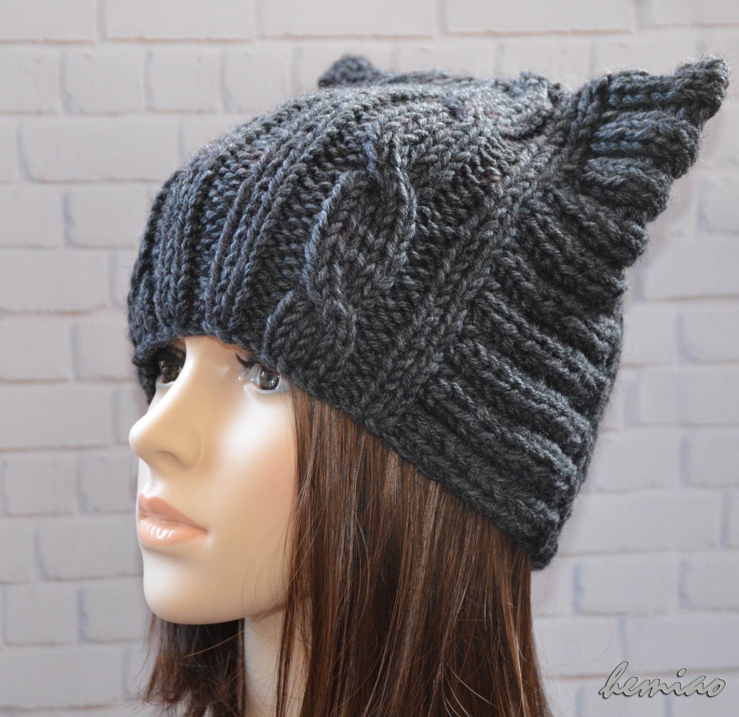 Handgestrickte Graue Katzenohren Mütze Grobstrick Wolle Wintermütze Handgestrickte Graue Katzenohren Mütze Grobstrick Wolle Wintermütze von Hemiao