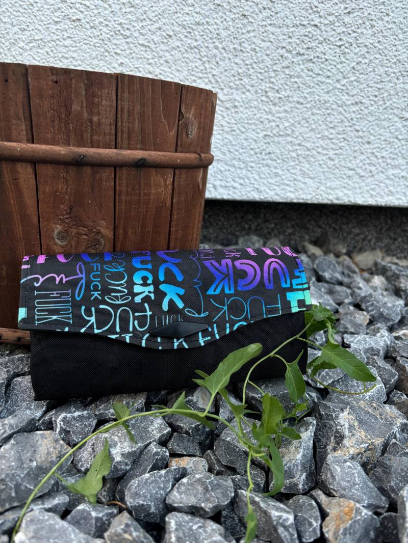 Grosse Geldbörse Mit Vielen Kartenfächern Und Kleingeldfach Fck von HenkSewn