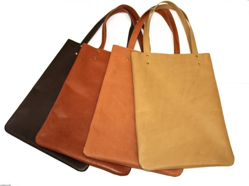 Laptoptasche Aus Leder in Schlichtem Design Uni von HenrietteClaire