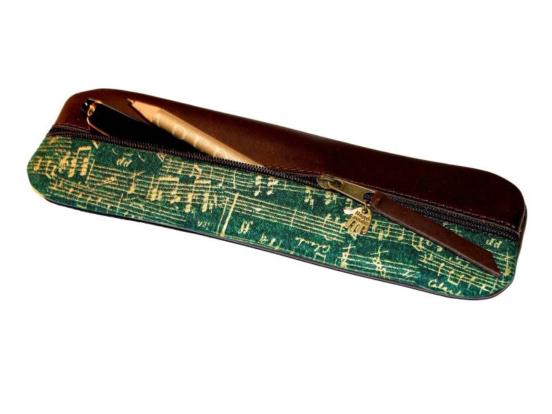 Musik Federmäppchen Noten Stifteetui Leder & Stoff Musik Federmäppchen Noten Stifteetui Leder & Stoff von HenrietteClaire