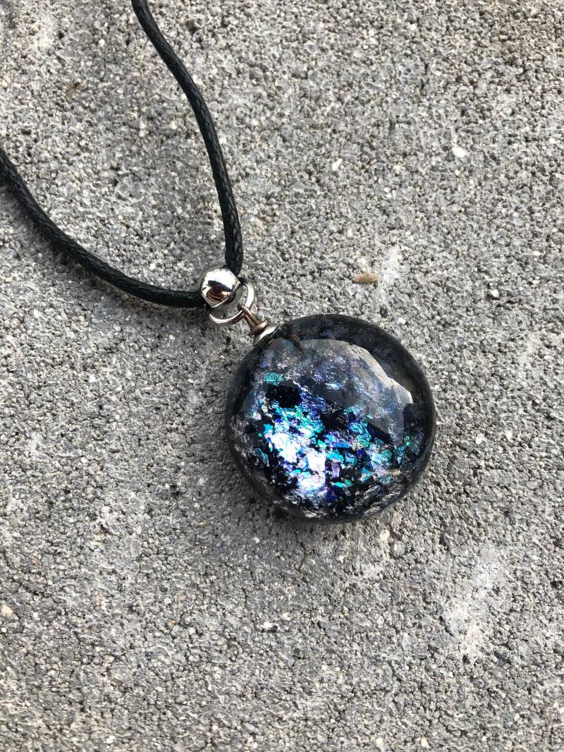 Gllitzernder Mond Kette Aus Glas, Magic Moon Kettenanänger Gllitzernder Mond Kette Aus Glas, Magic Moon Kettenanänger von Henriettenglas