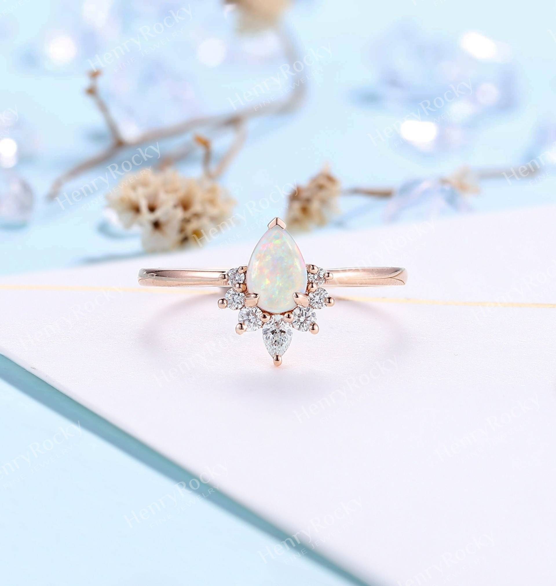 Einzigartiger Opal Verlobungsring | Trauring Im Tropfenschliff Art Deco Rose Gold Ring Frauen Moissanite Brautring Jubiläumsring Versprechen von HenryRocky