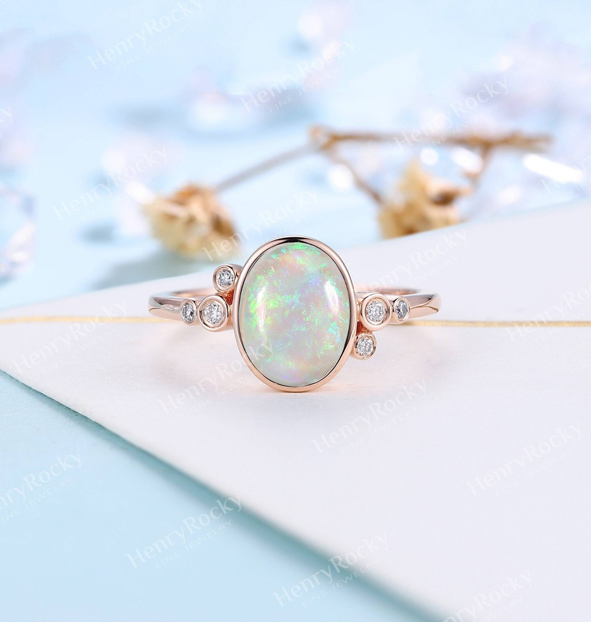 Opal Verlobungsring Rosegold | Bezel Set Brautring Frauen Einzigartiger Ovaler Ehering Art Deco Moissanite Ring Jubiläumsring von HenryRocky