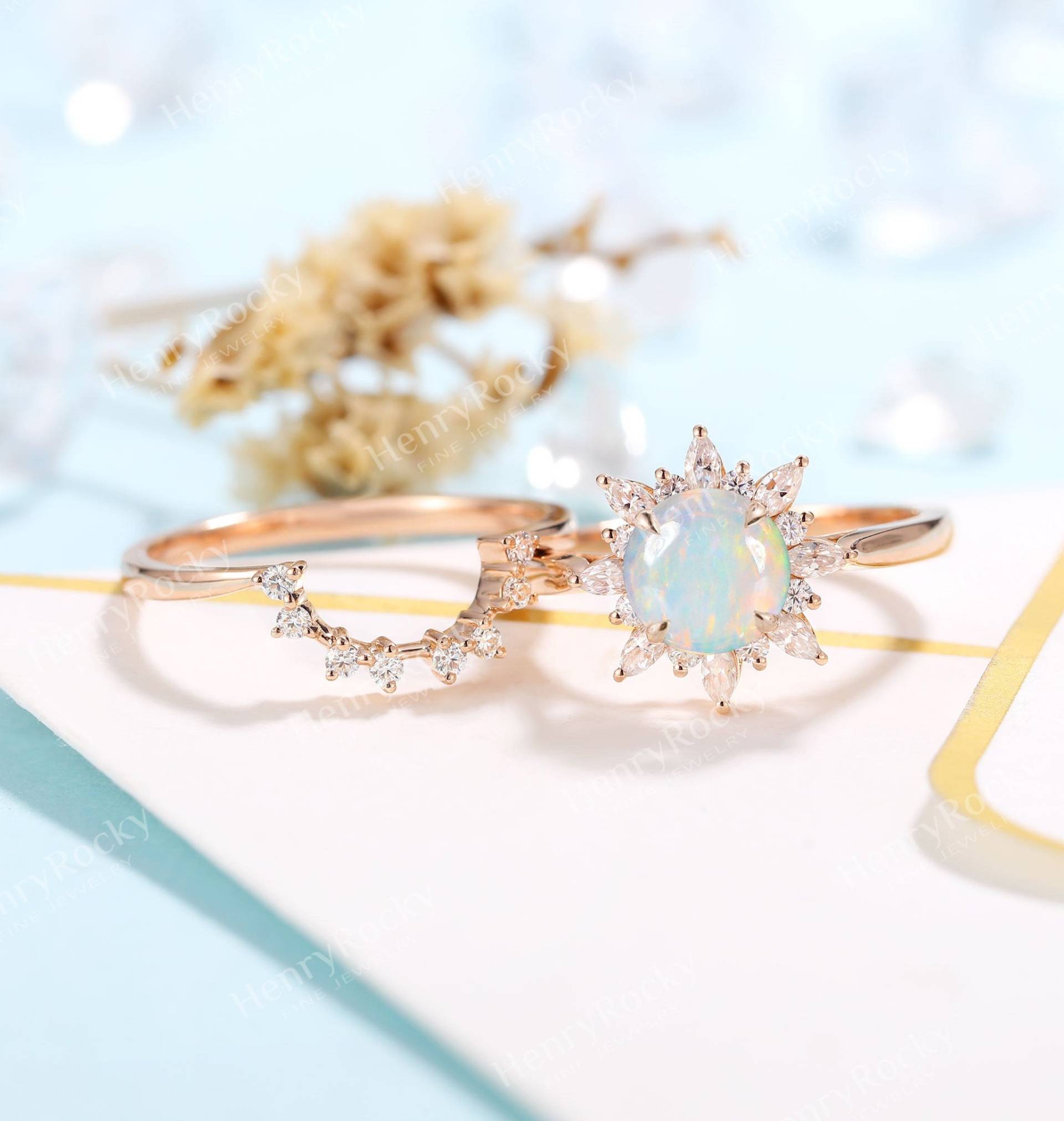 Vintage Opal Verlobungsring Set | Antiker Ehering Im Rundschliff Rose Gold Braut Moissanite Hochzeit Versprechen Jahrestag Ring von HenryRocky