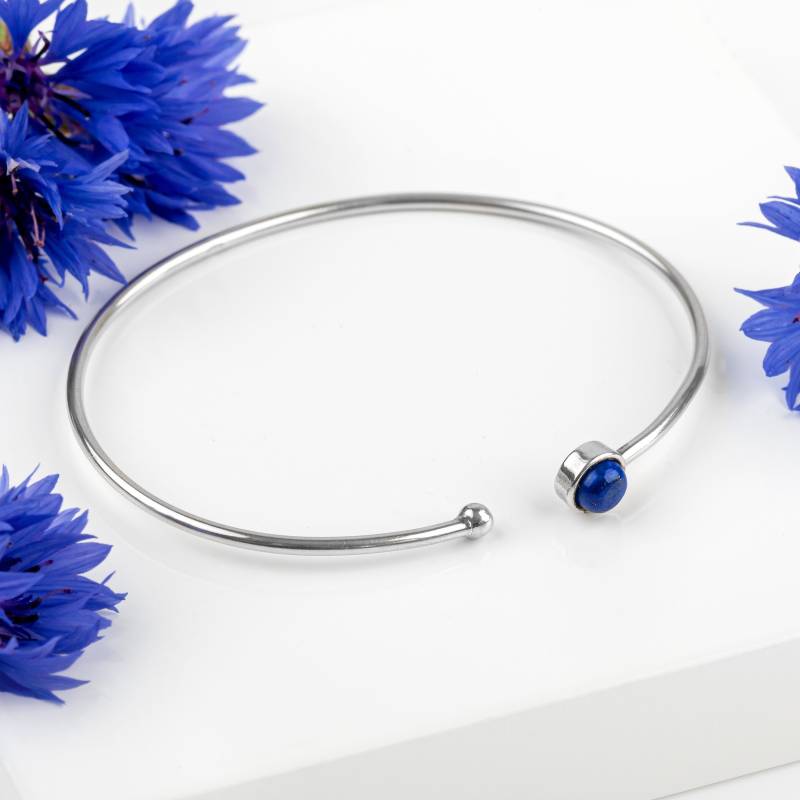 Lapis Lazuli Einfache Manschette Armreif in Sterling Silber, Minimal Armband, Edelstein Armreif, Stacking von HenrykaJewellery