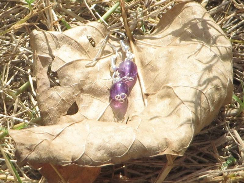 Zarte Dunkle Amethyst Ohrringe Von Herartofstone Auf Etsy Zarte Dunkle Amethyst Ohrringe Von Herartofstone Auf Etsy von HerARTofStone