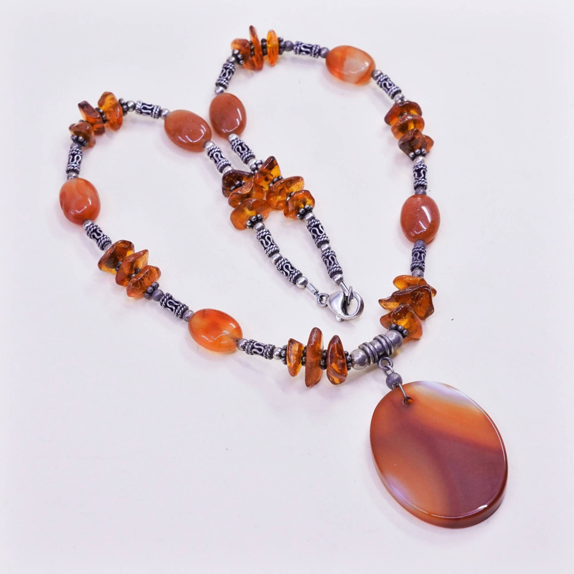 20", Vintage Sterling Silber Handarbeit Halskette, Oxidiertes 925 Gedrehter Länglicher Link Mit Achat Perlen Details Und Anhänger, Stempel von HerasJewel