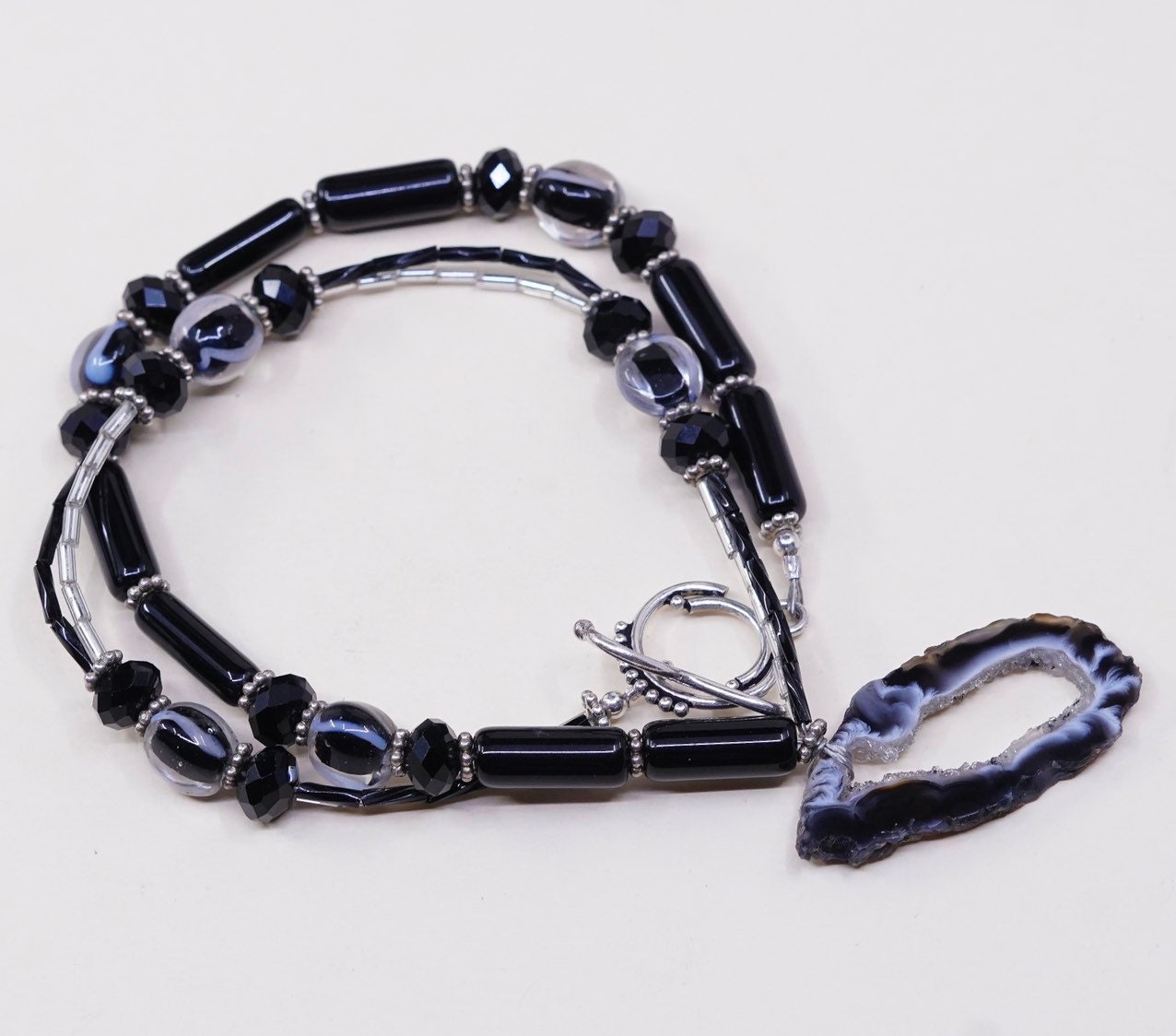 45 cm, Handgefertigte Vintage-Kette Aus Sterlingsilber, 925Er Silberperlen Mit Achat-Anhänger, Gestempelt 925 von HerasJewel