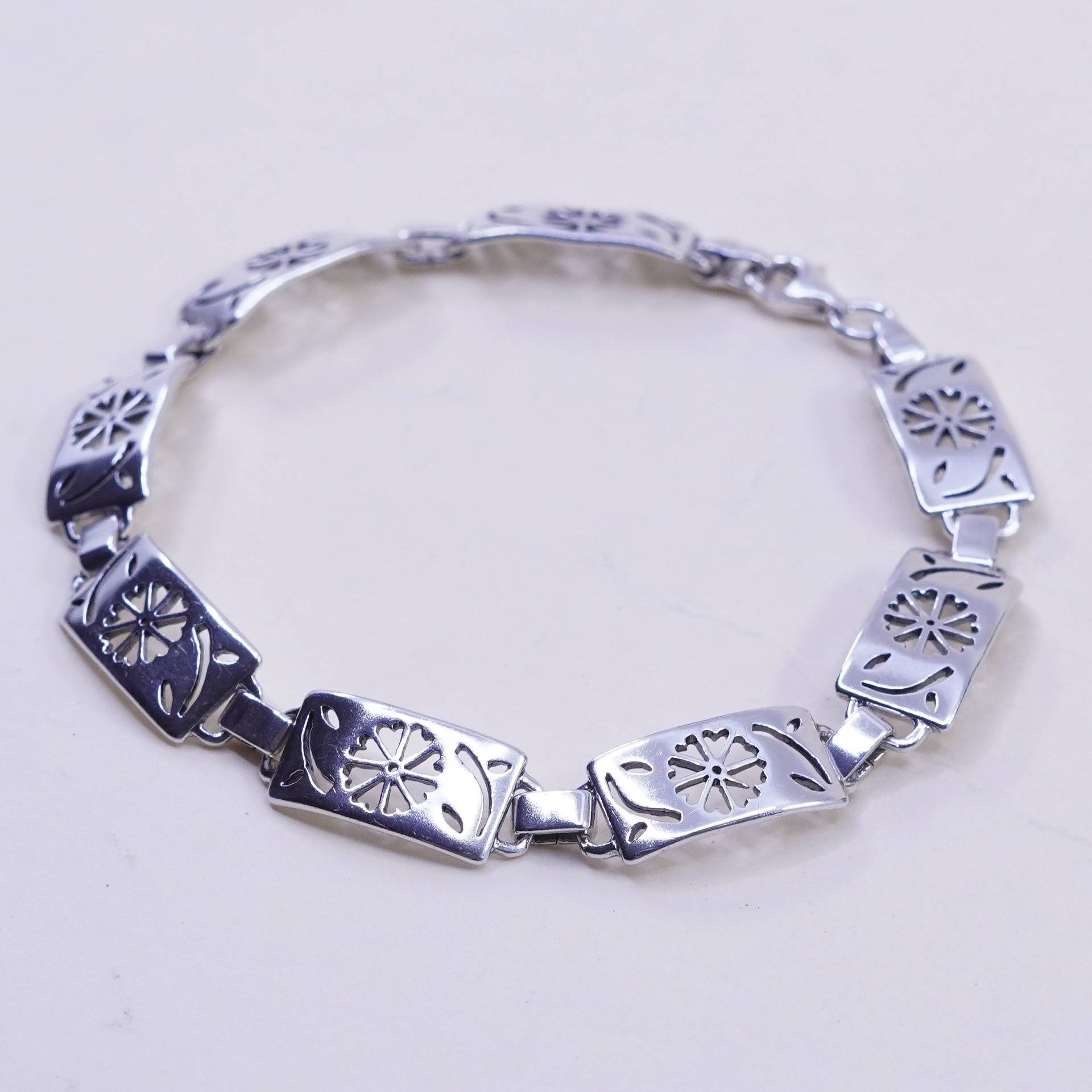 7.75", Vintage Sterling Silber Tennis Armband, Strukturierte 925 Kette Mit Blumenausschnitt, Gestempelt von HerasJewel