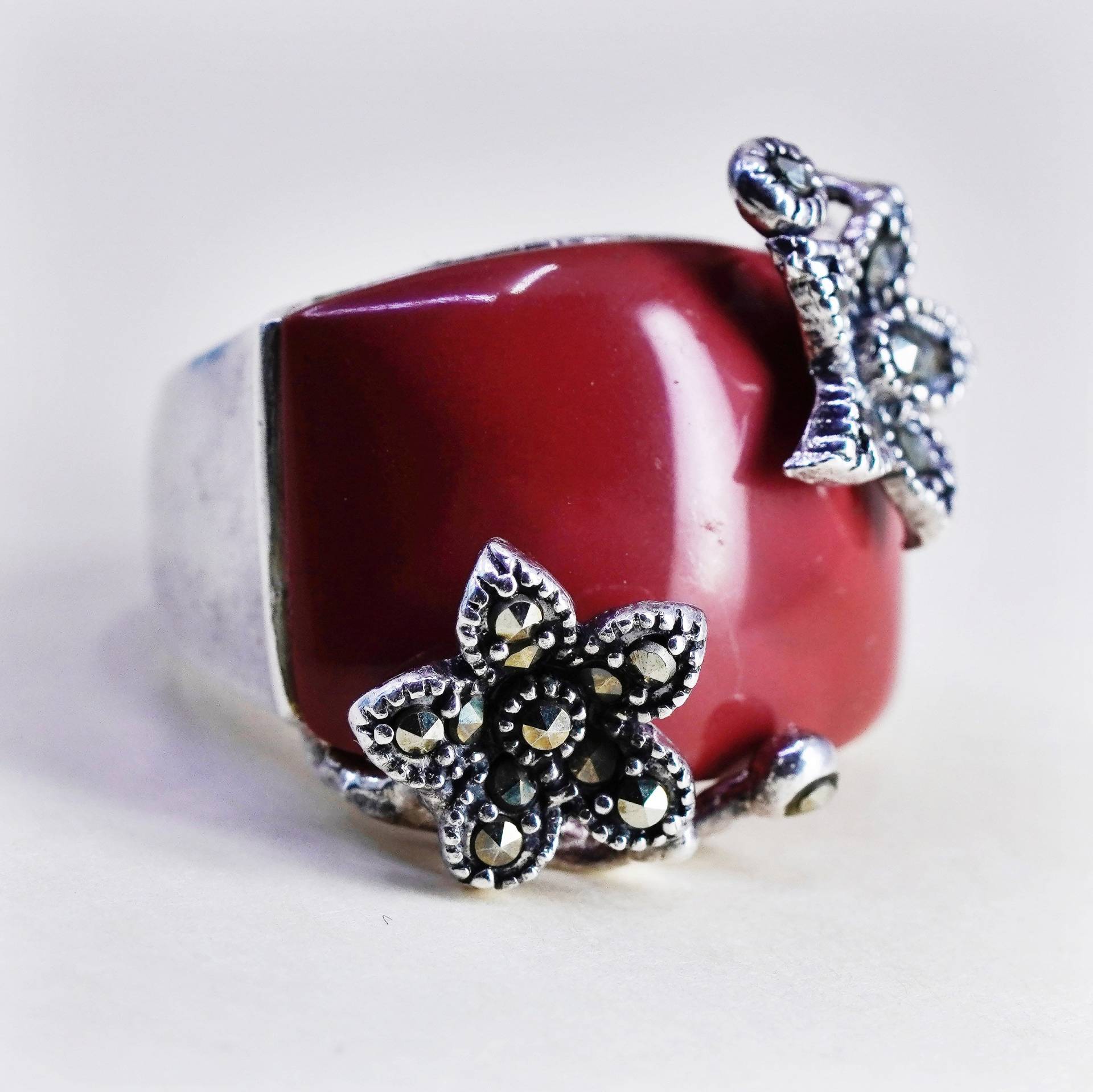 Größe 5, 5, Vintage Sterling 925 Silber Handarbeit Statement Rot Onyx Ring Mit Markasit Blume, Gestempelt von HerasJewel