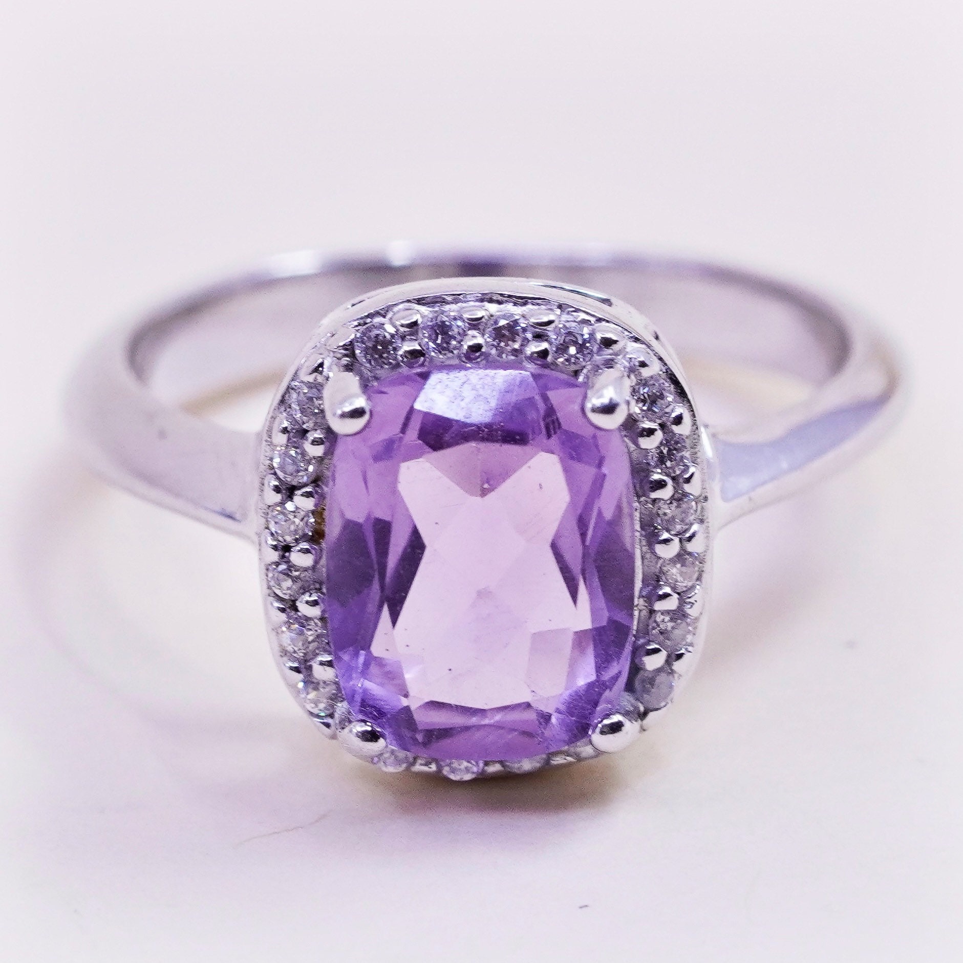 Größe 6, Vintage Sterling Silber Handgemachter Cocktailring, 925 Mit Amethyst Und Cz Rund, Gestempelt von HerasJewel